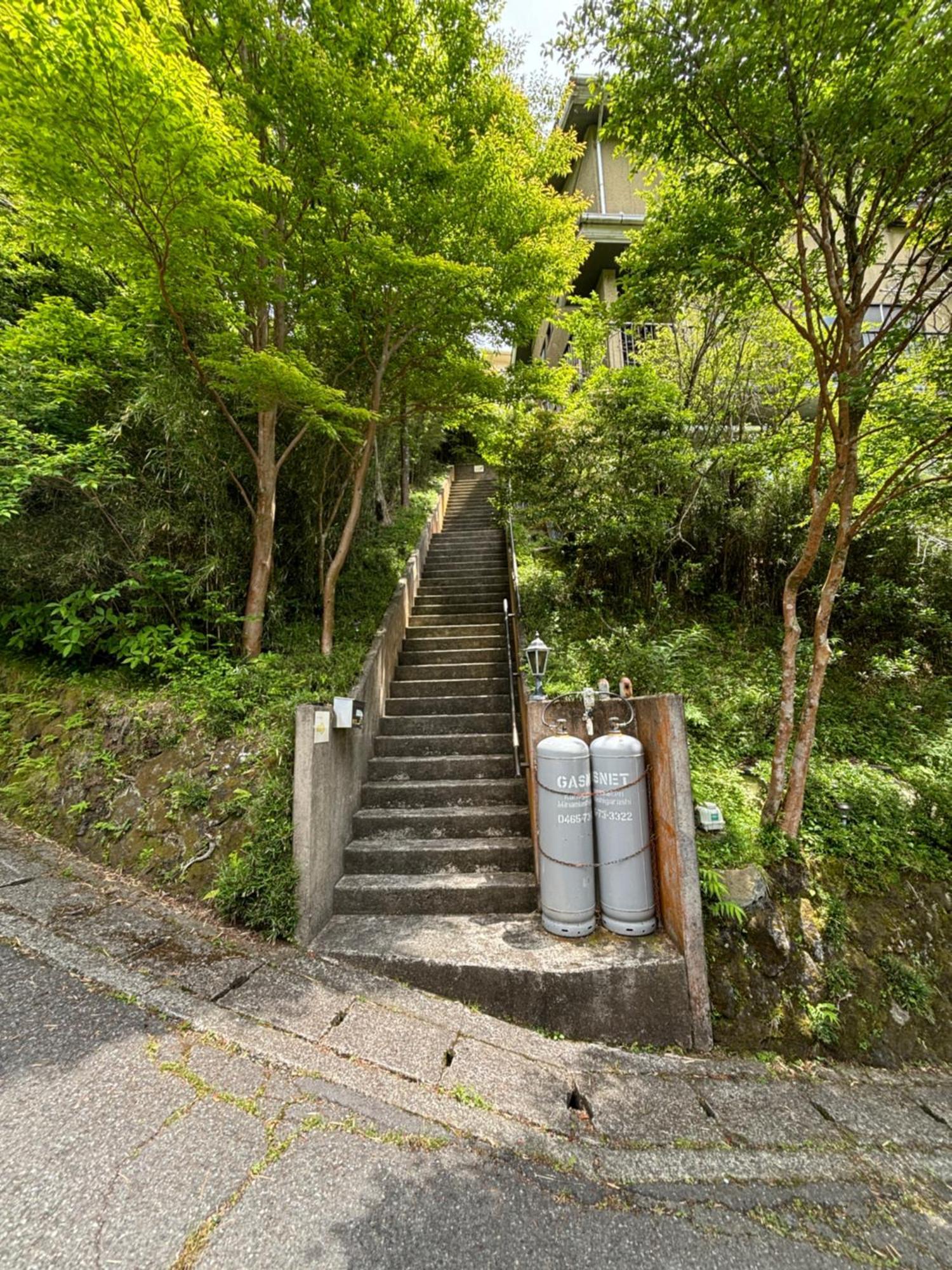 Апартаменты 森の中富士山見える部屋202 Хаконе Экстерьер фото
